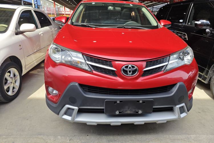 Used Toyota RAV4 2013 2.0L CVT Four-Wheel Drive New Edition Front