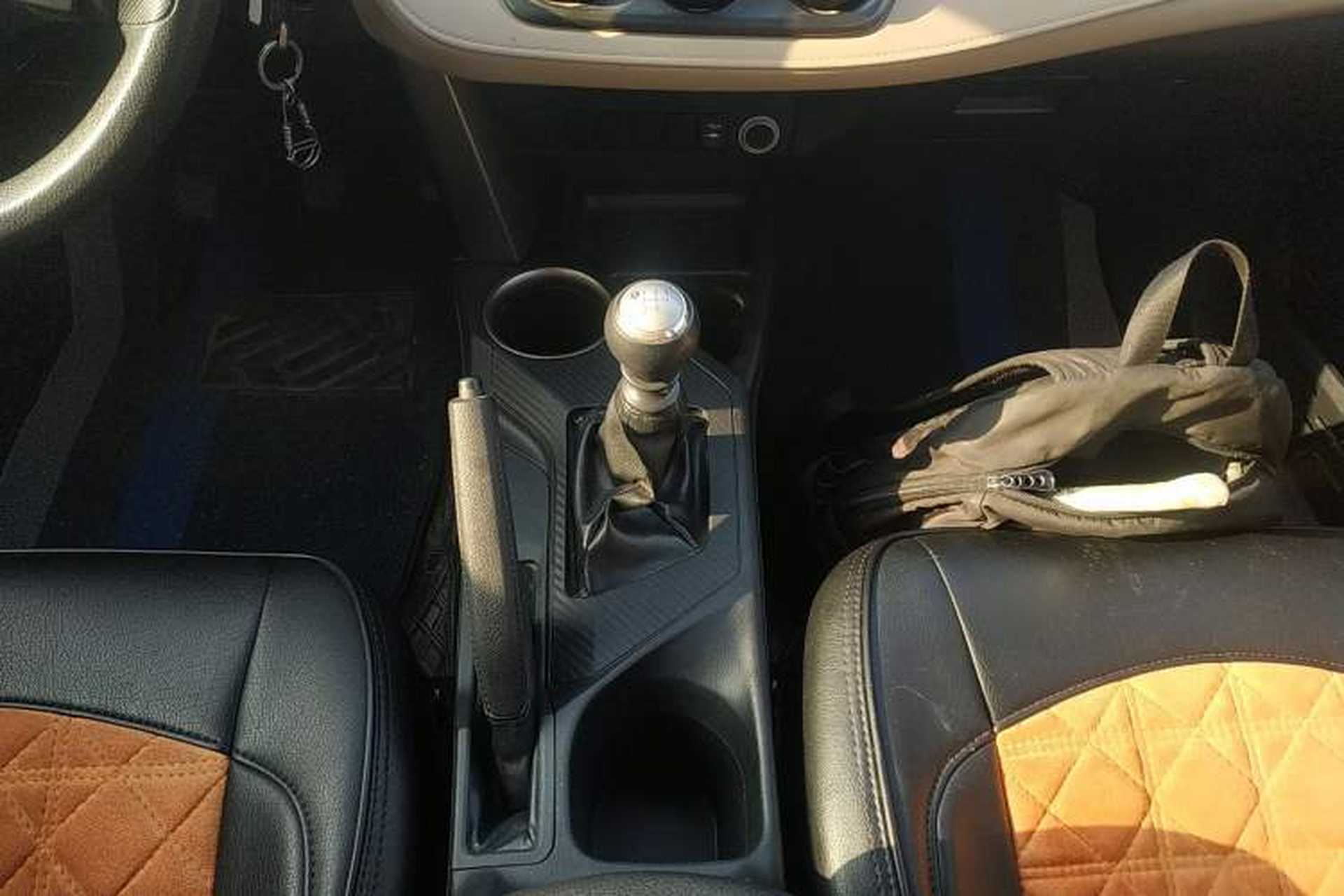 Used Toyota RAV4 2013 2.0L Manual Two-Wheel Drive Urban Edition Gear Lever