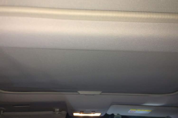 Used Toyota RAV4 2013 2.5L Automatic 4x4 Luxury Edition Headliner