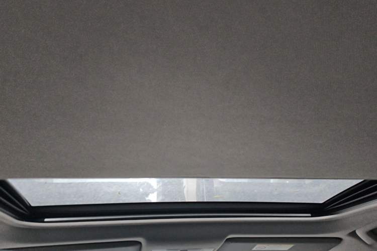 Used Toyota RAV4 2013 2.0L CVT Four-Wheel Drive Fashion Edition Headliner