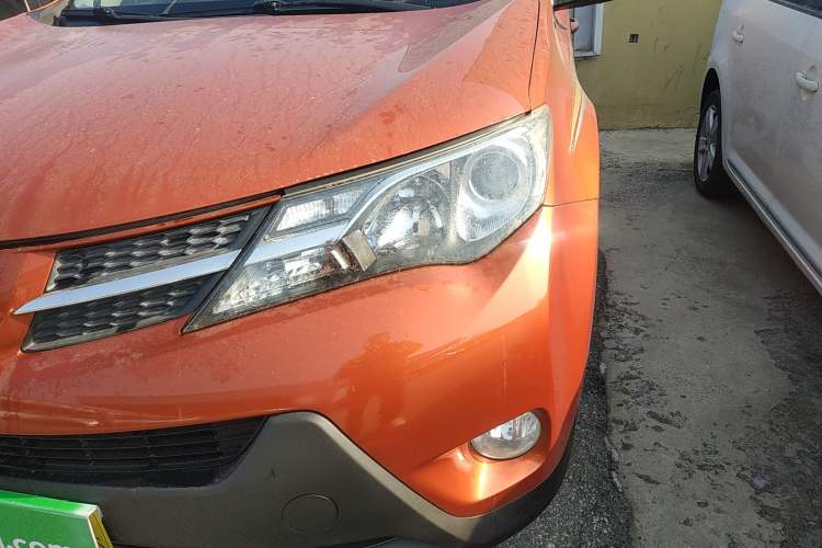 Used Toyota RAV4 2013 2.0L Manual Two-Wheel Drive Urban Edition Left Front Headlight