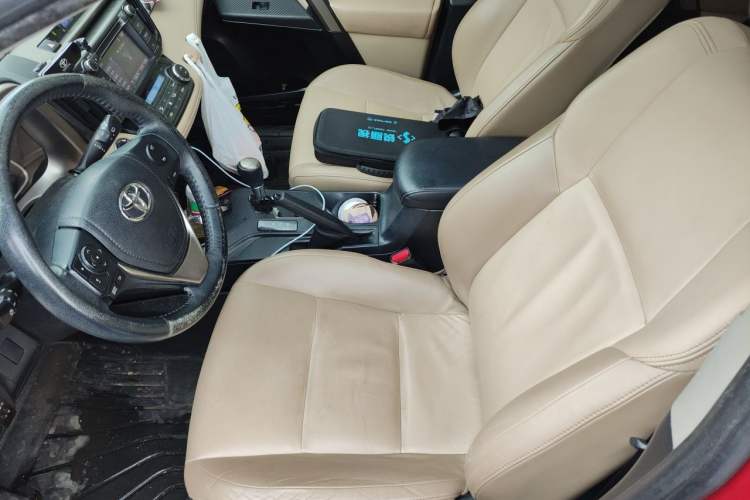 Used Toyota RAV4 2013 2.5L Automatic 4x4 Elite Edition Left Front Seat
