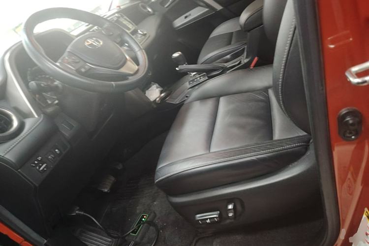 Used Toyota RAV4 2013 2.0L CVT Four-Wheel Drive New Edition Left Front Seat
