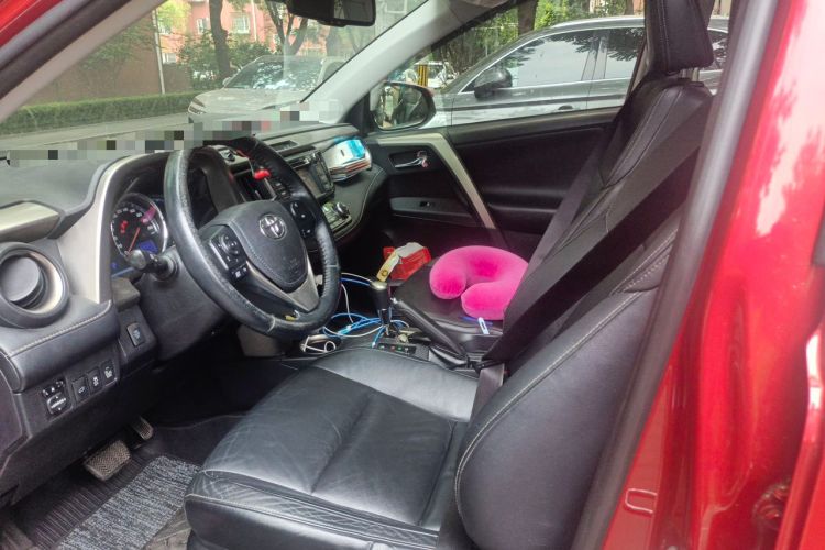 Used Toyota RAV4 2013 2.5L Automatic 4x4 Prestige Edition Left Front Seat