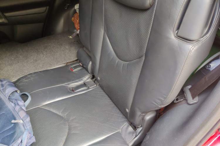 Used Toyota RAV4 2013 Special Edition 2.4L Automatic 4x4 Prestige Left Rear Seat