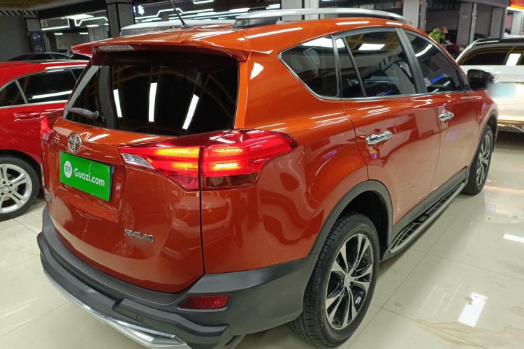 Used Toyota RAV4 2013 2.5L Automatic 4x4 Prestige Edition Rear Right 45 Deg