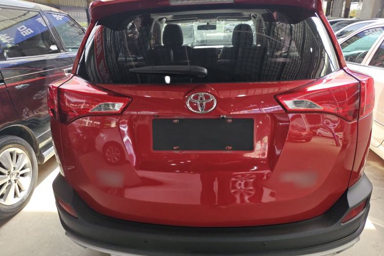 Used Toyota RAV4 2013 2.0L CVT Four-Wheel Drive New Edition Rear