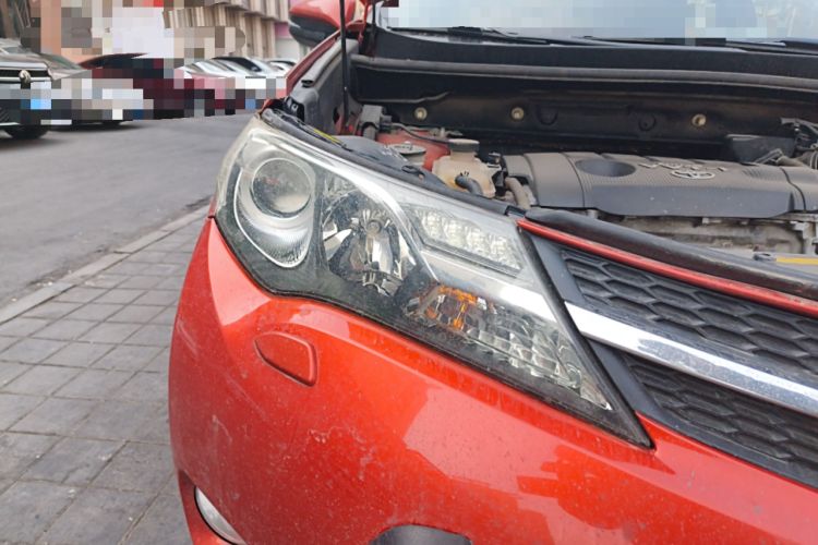 Used Toyota RAV4 2013 2.5L Automatic 4x4 Luxury Edition Right Front Headlight