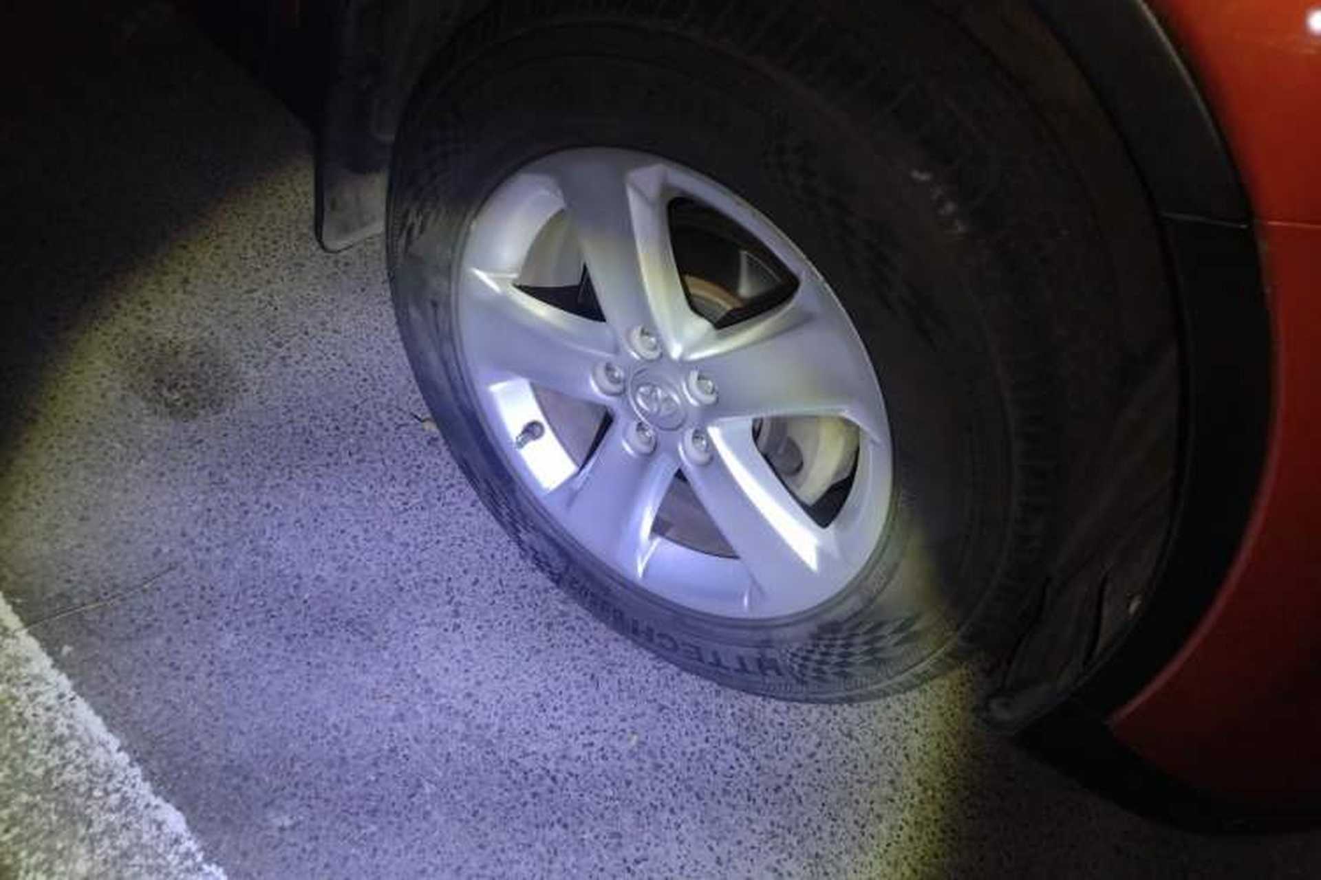 Used Toyota RAV4 2013 2.0L CVT Four-Wheel Drive New Edition Right Front Wheel Hub