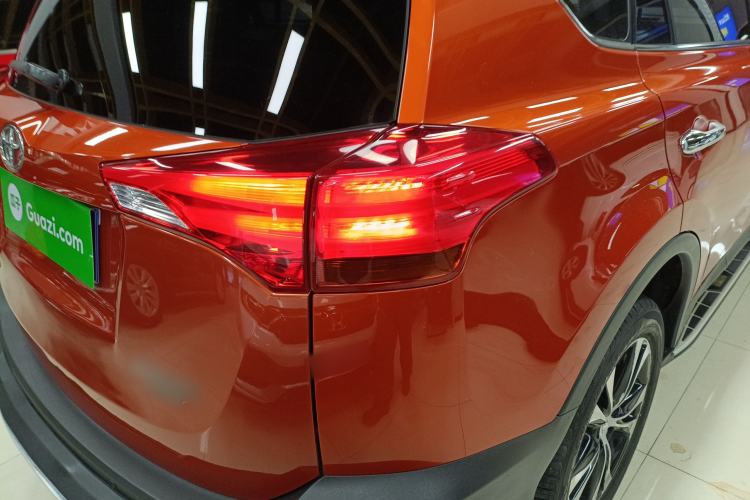 Used Toyota RAV4 2013 2.5L Automatic 4x4 Prestige Edition Right Rear Taillight