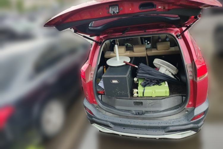 Used Toyota RAV4 2013 2.5L Automatic 4x4 Elite Edition Trunk