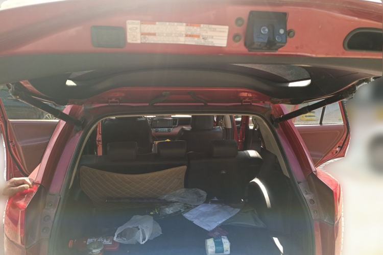 Used Toyota RAV4 2013 2.5L Automatic 4x4 Prestige Edition Trunk