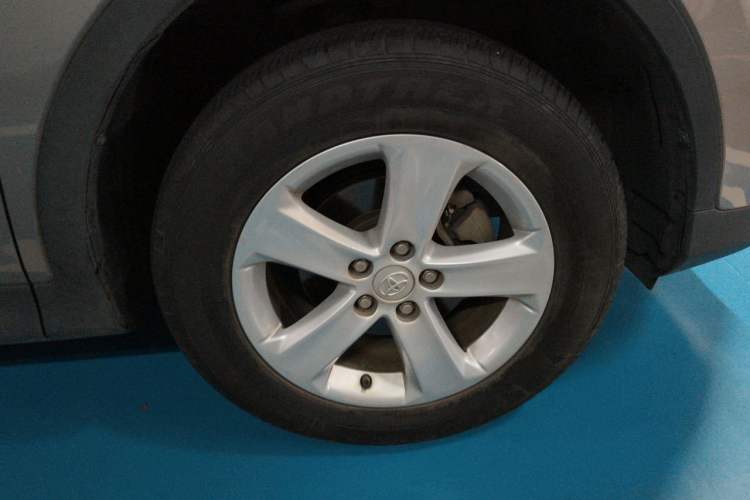 Used Toyota RAV4 2013 2.5L Automatic 4x4 Elite Edition Exterior 1