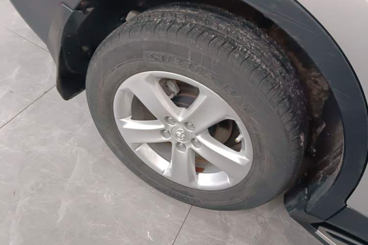 Used Toyota RAV4 2013 2.0L CVT Two-Wheel Drive Urban Edition Exterior 5
