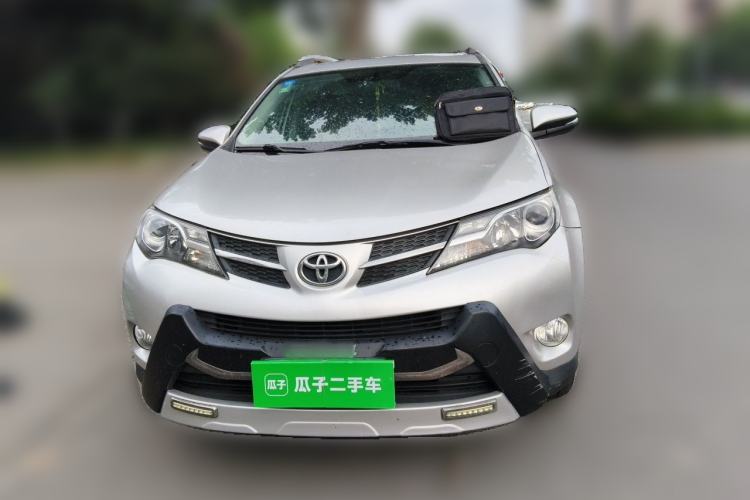 Used Toyota RAV4 2013 2.0L CVT Four-Wheel Drive Fashion Edition Front