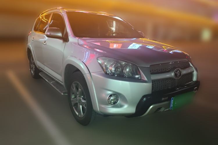 Used Toyota RAV4 2013 Special Edition 2.0L Automatic Classic Front Right 45 Deg