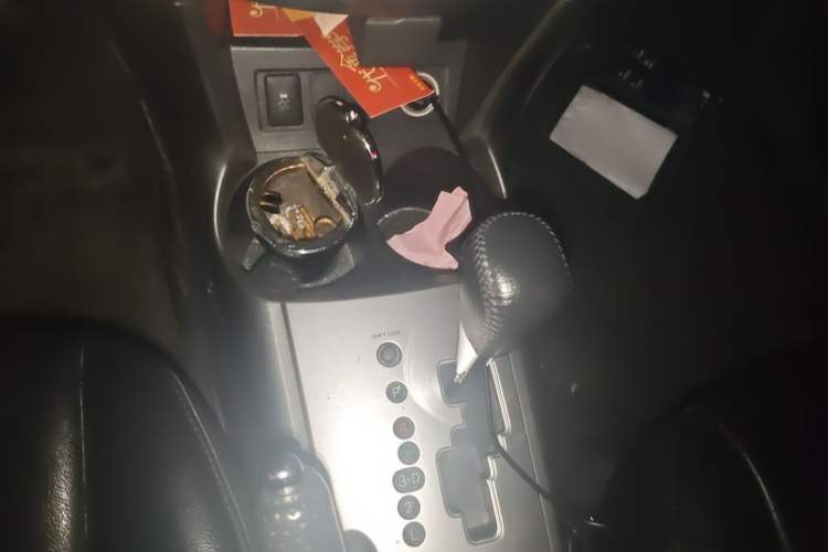 Used Toyota RAV4 2013 Special Edition 2.0L Automatic Classic Gear Lever