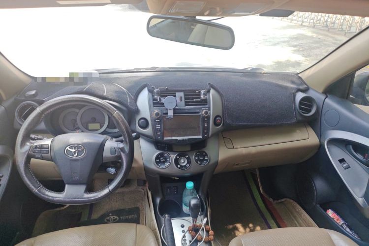 Used Toyota RAV4 2013 Special Edition 2.0L Automatic Elite Headliner