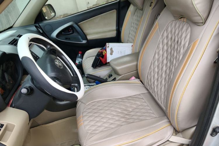 Used Toyota RAV4 2013 Special Edition 2.0L Automatic Elite Left Front Seat