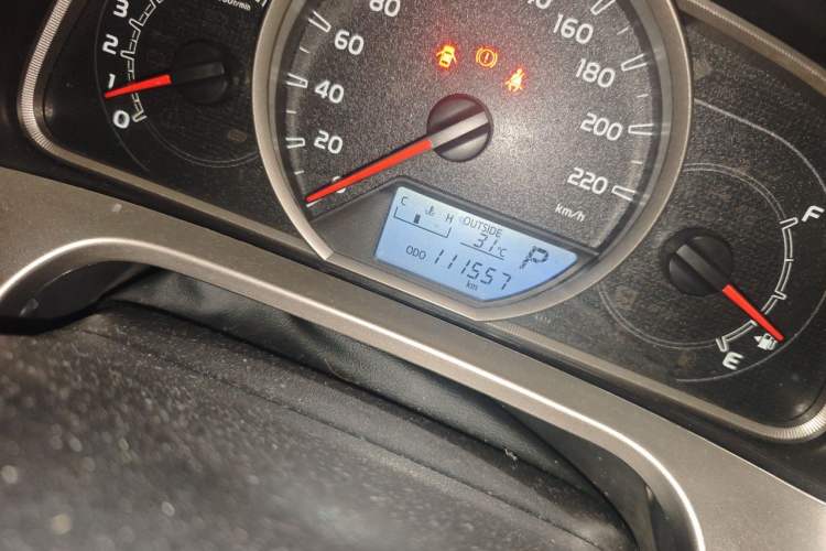 Used Toyota RAV4 2013 2.0L CVT Two-Wheel Drive Urban Edition Odometer Close Up