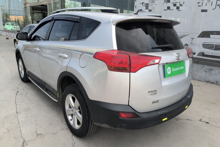 Used Toyota RAV4 2013 2.0L CVT Four-Wheel Drive Fashion Edition Rear Left 45 Deg