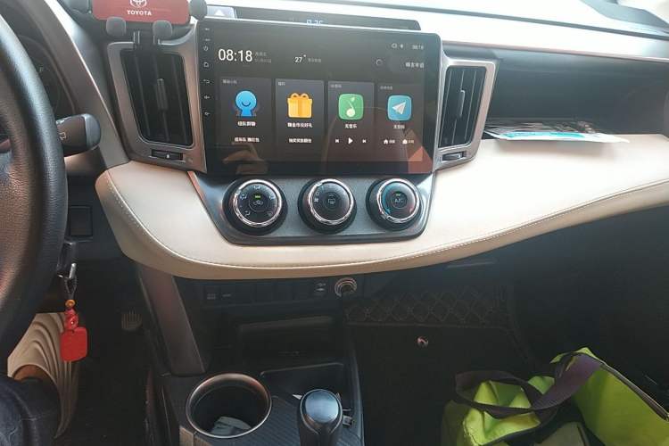 Used Toyota RAV4 2013 2.0L CVT Two-Wheel Drive Urban Edition Audio And AC Panel