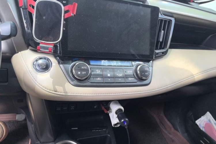 Used Toyota RAV4 2013 2.0L CVT Four-Wheel Drive New Edition Audio And AC Panel