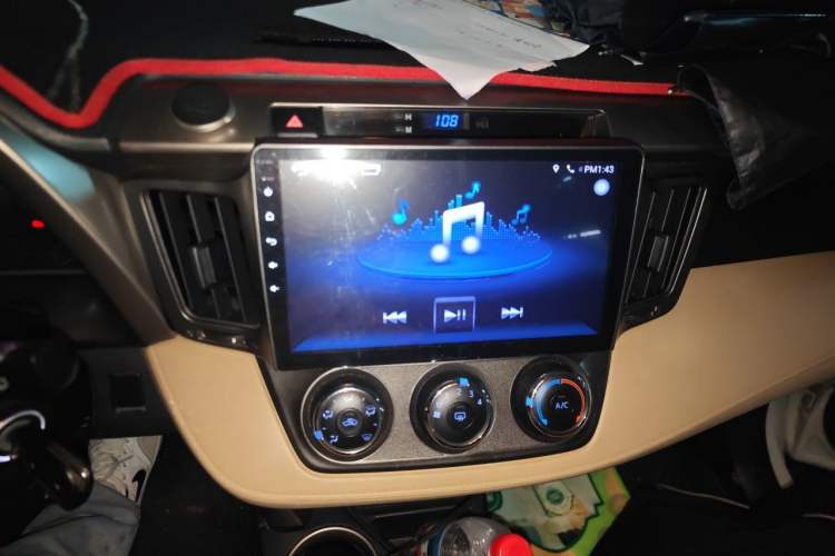 Used Toyota RAV4 2013 2.0L CVT Two-Wheel Drive Urban Edition Audio And AC Panel