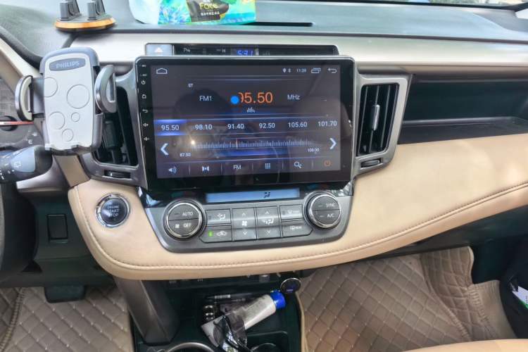 Used Toyota RAV4 2013 2.0L CVT Four-Wheel Drive New Edition Audio And AC Panel