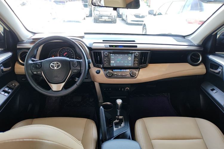Used Toyota RAV4 2013 2.0L CVT Four-Wheel Drive New Edition Center Console