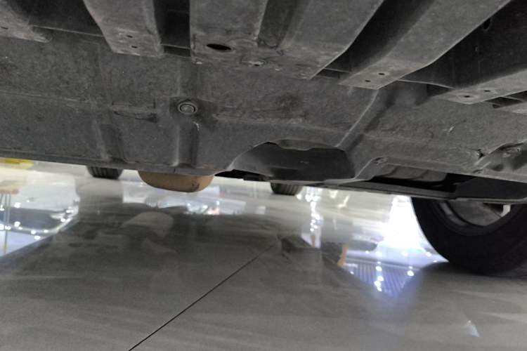 Used Toyota RAV4 2013 2.5L Automatic 4x4 Elite Edition Chassis Front