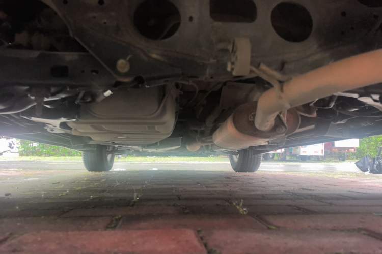 Used Toyota RAV4 2013 2.0L CVT Two-Wheel Drive Urban Edition Chassis Front