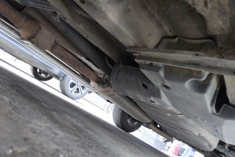 Used Toyota RAV4 2013 Special Edition 2.4L Automatic 4x4 Prestige Chassis Front Left