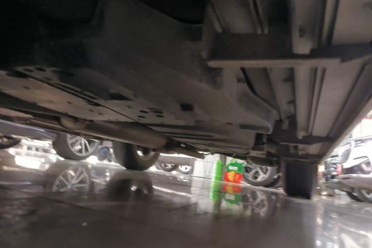 Used Toyota RAV4 2013 2.5L Automatic 4x4 Elite Edition Chassis Front Left