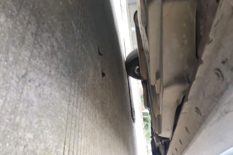 Used Toyota RAV4 2013 2.5L Automatic 4x4 Elite Edition Chassis Front Left