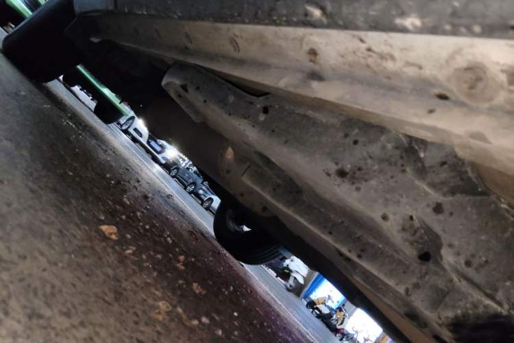 Used Toyota RAV4 2013 2.5L Automatic 4x4 Elite Edition Chassis Front Right