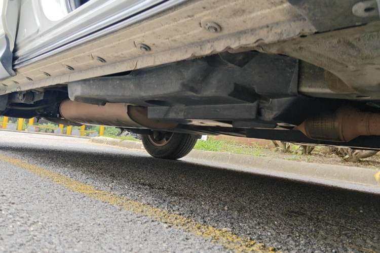 Used Toyota RAV4 2013 2.0L CVT Two-Wheel Drive Urban Edition Chassis Front Right
