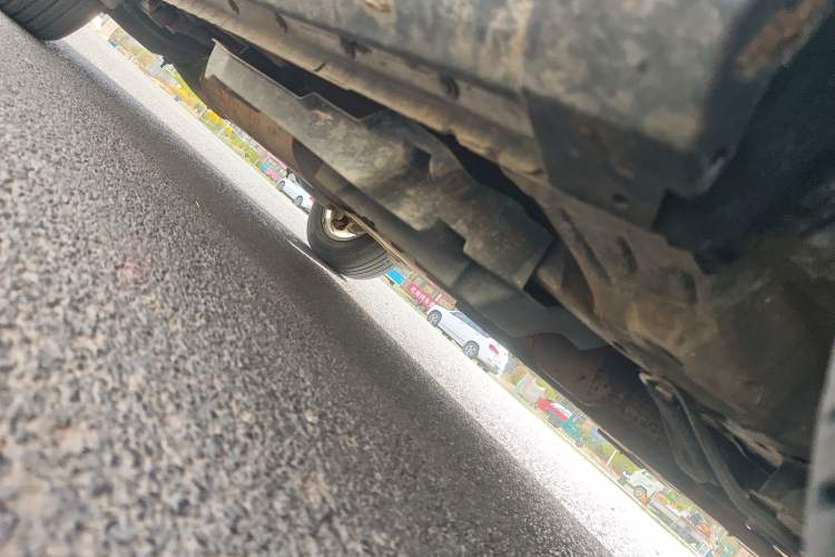 Used Toyota RAV4 2013 2.0L CVT Two-Wheel Drive Urban Edition Chassis Front Right