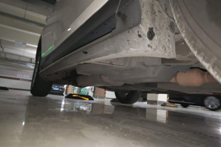 Used Toyota RAV4 2013 2.0L CVT Two-Wheel Drive Urban Edition Chassis Front Right