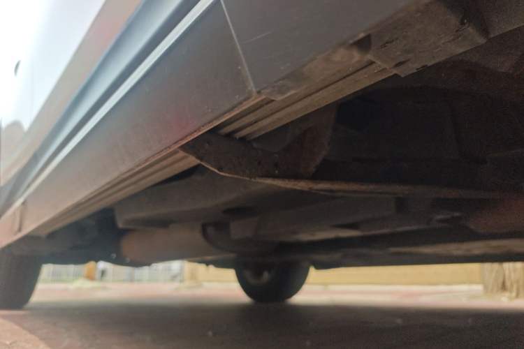 Used Toyota RAV4 2013 2.0L CVT Two-Wheel Drive Urban Edition Chassis Front Right