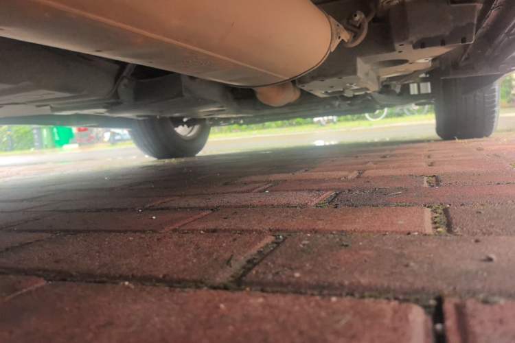 Used Toyota RAV4 2013 2.0L CVT Two-Wheel Drive Urban Edition Chassis Front Right