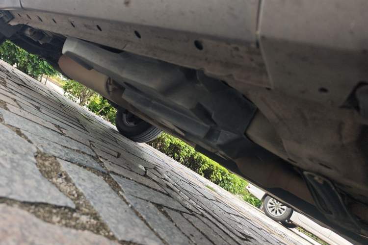 Used Toyota RAV4 2013 2.0L CVT Two-Wheel Drive Urban Edition Chassis Front Right