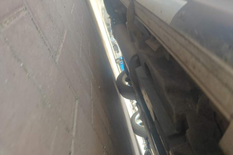 Used Toyota RAV4 2013 2.0L CVT Two-Wheel Drive Urban Edition Chassis Front Right