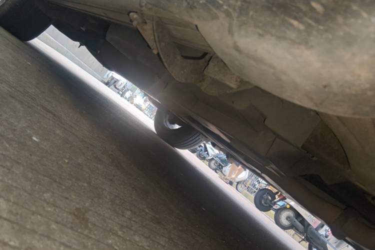 Used Toyota RAV4 2013 2.5L Automatic 4x4 Luxury Edition Chassis Front Right