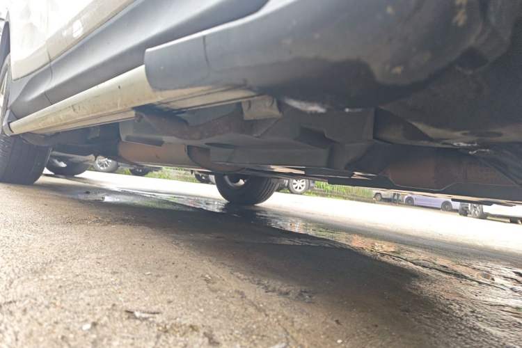 Used Toyota RAV4 2013 2.0L CVT Two-Wheel Drive Urban Edition Chassis Front Right