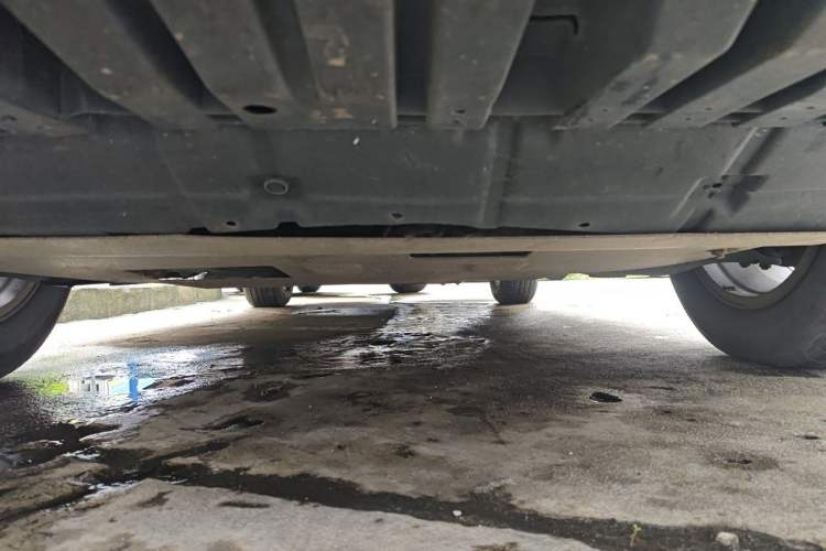 Used Toyota RAV4 2013 2.0L CVT Two-Wheel Drive Urban Edition Chassis Front