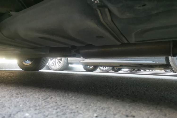 Used Toyota RAV4 2013 2.5L Automatic 4x4 Elite Edition Chassis Rear Left