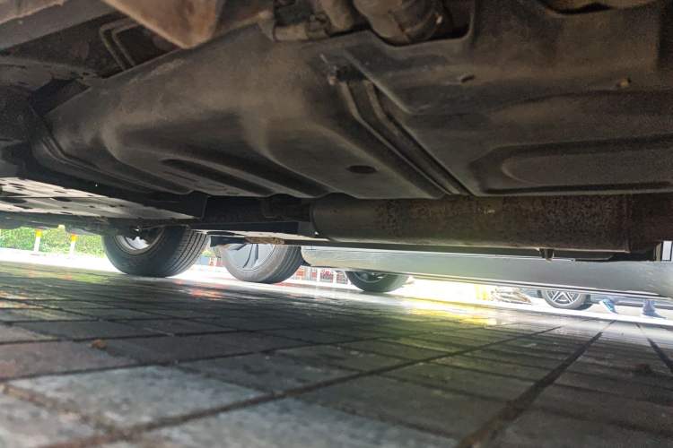 Used Toyota RAV4 2013 2.5L Automatic 4x4 Elite Edition Chassis Rear Left