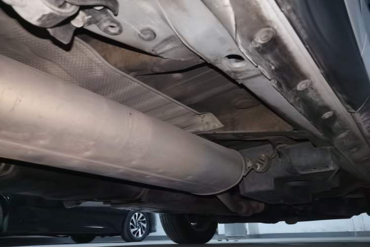 Used Toyota RAV4 2013 2.5L Automatic 4x4 Elite Edition Chassis Rear Right