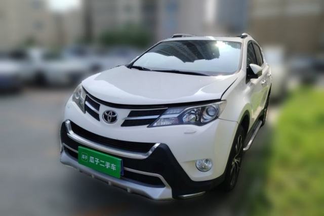 Toyota RAV4 2013 2.5L Automatic 4x4 Prestige Edition с пробегом